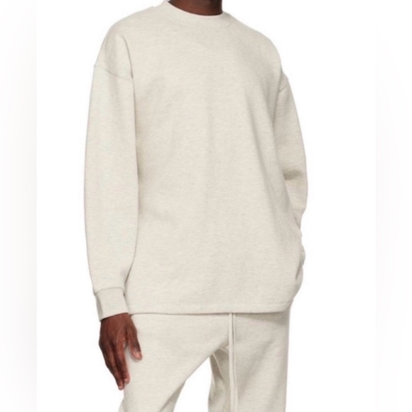 Essentials Fear Of God Oversized CrewNeck Relaxed Fit Sweatshirt Size Large - Picture 3 of 11